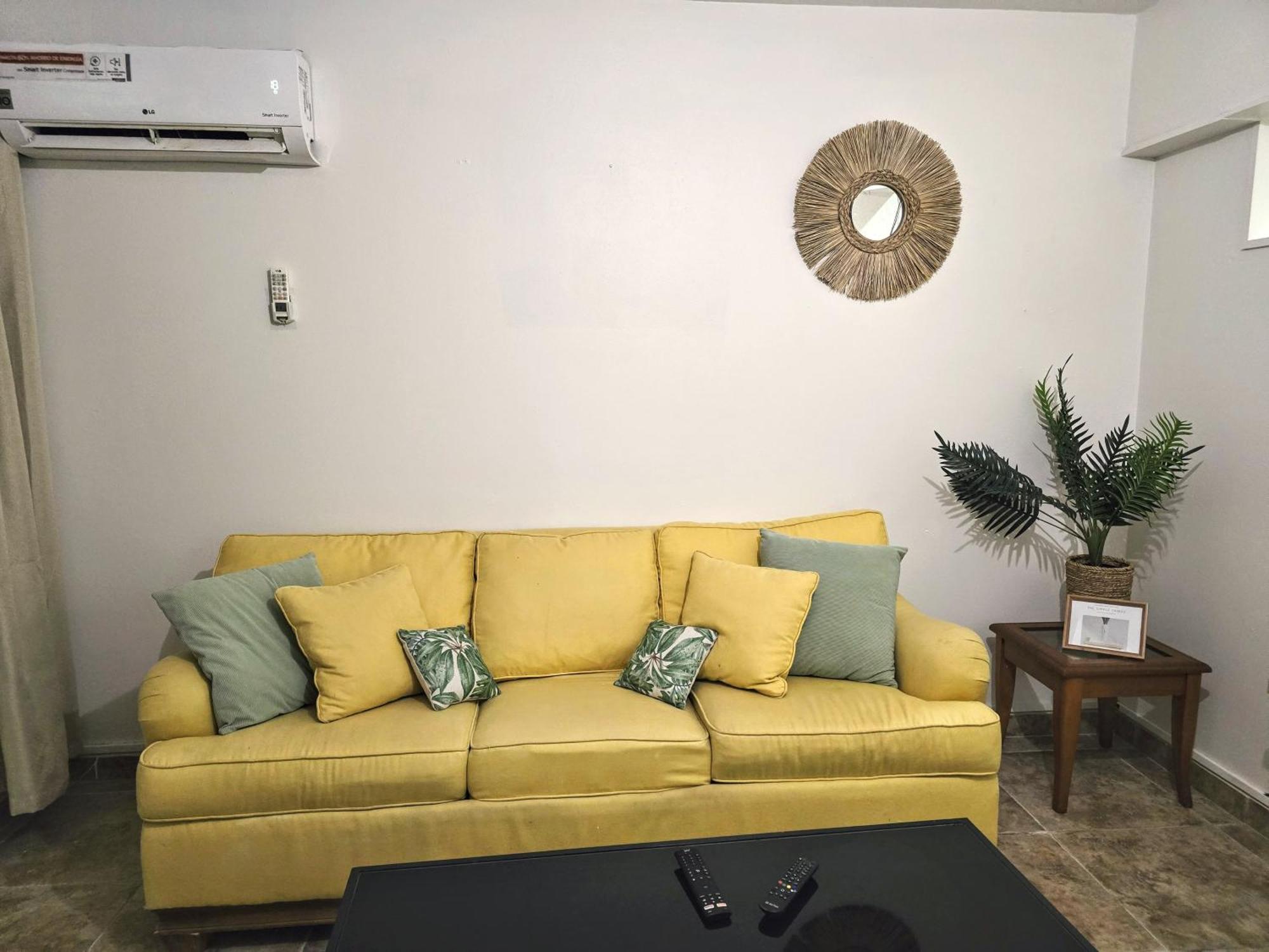 Rooi Santo Residence Palm Beach Dış mekan fotoğraf